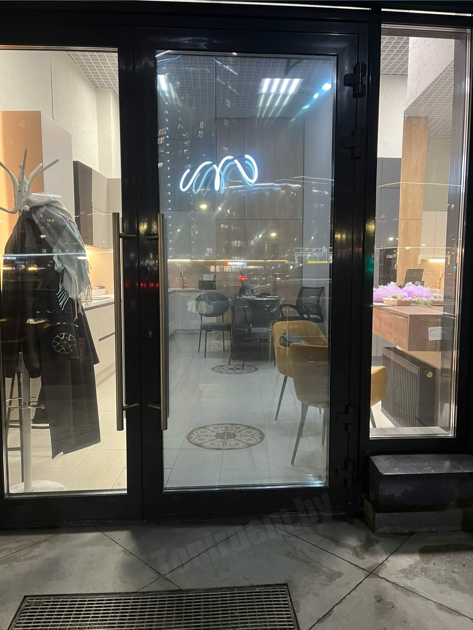 Фото ночью с темной пленкой при ярком свете